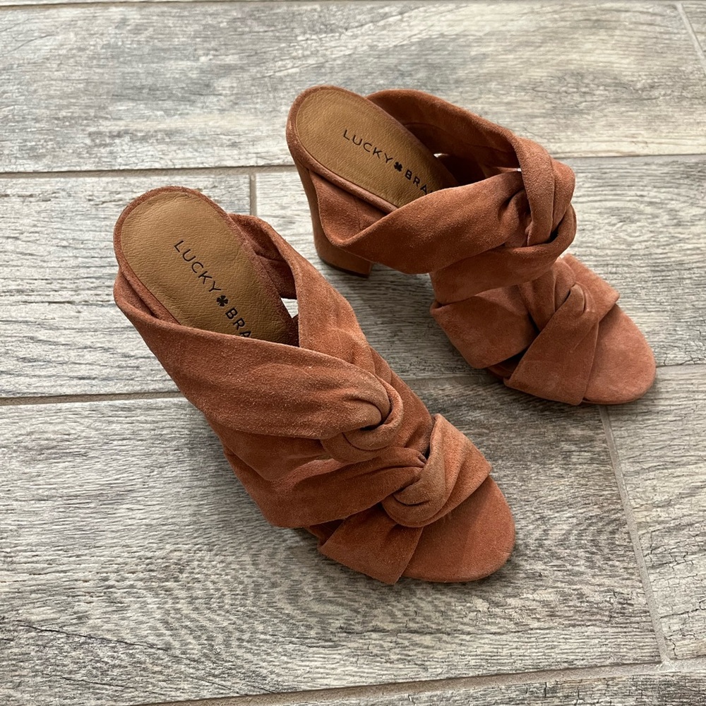 Lucky brand Pink suede heels